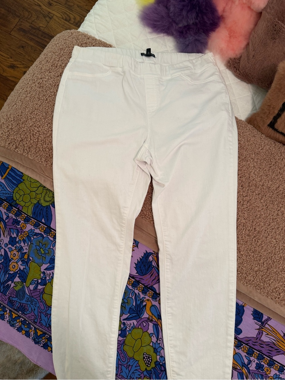 Eileen Fisher White High-Waist Trousers with Stretch